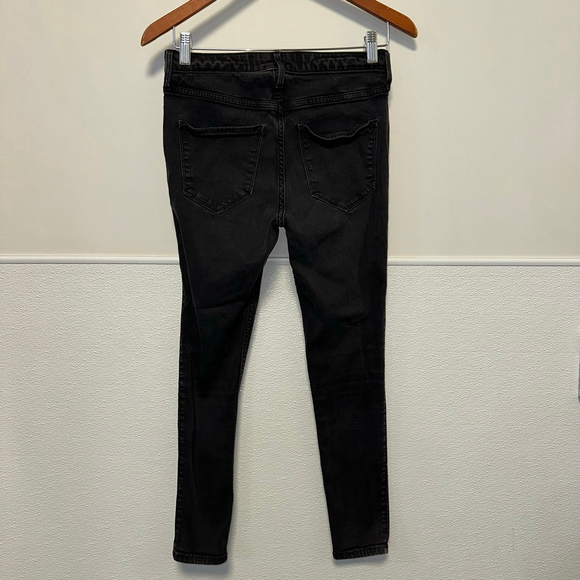 Women's Hollister Co. High-Rise Jean Leggings Black Size 7S Advanced Stretch - Picture 2 of 13